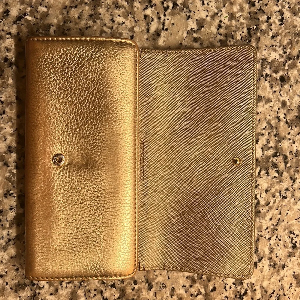 Michael Kors Wallet - Picture 5 of 6